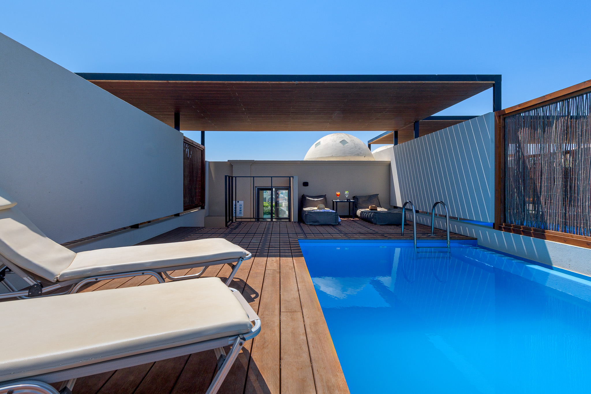 408_Pool-3_Web_Res